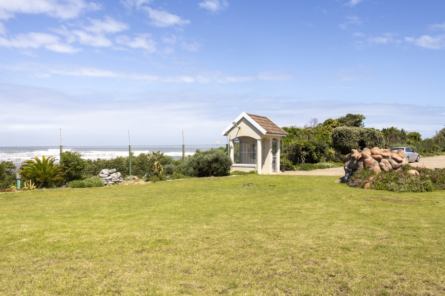 3 Bedroom Property for Sale in West Beach Eastern Cape